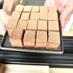 FULL LIFE - お正月特別で、ロースイーツをいただきました。これ、美味かったなー^_^