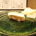 うを徳 - 小肌（握り）