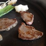 ぎゅーぎゅー亭 - あしきた牛のモモ肉♪（第一回投稿分⑤）