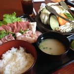 ぎゅーぎゅー亭 - 焼肉セット 恵-MEGUMI- 980円☆（第一回投稿分③）