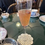 タイニー トリア アフタヌーンティー＆カフェ - 