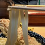 梅田 釜たけうどん - うどん、にゅ〜〜ん！