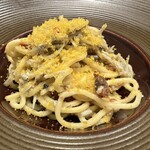 神楽坂 イタリアン - しらすとドライトマト自家製カラスミのアーリオオーリオ