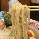 鶴松富士 - 麺リフトアップ