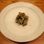 とり喜 - 鶏肉とアボカドの山葵和え