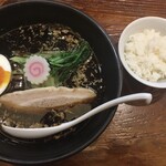 Hakata Ippuudou - ごはん付きのセット物しかないみたいです