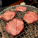 八重洲の三階 - 