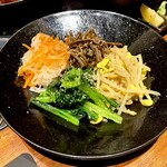 八重洲の三階 - 