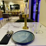 Sky Bar & PK Restaurant - 卓上のセッティング
      2024年1月2日