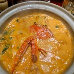 新潟 三宝亭 東京ラボ - 渡り蟹の鍋焼き味噌らーめん 1350円、新潟のライス 小 110円