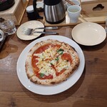 生パスタ&自家製Pizza専門店 ジモティーノ - マルゲリータピザ