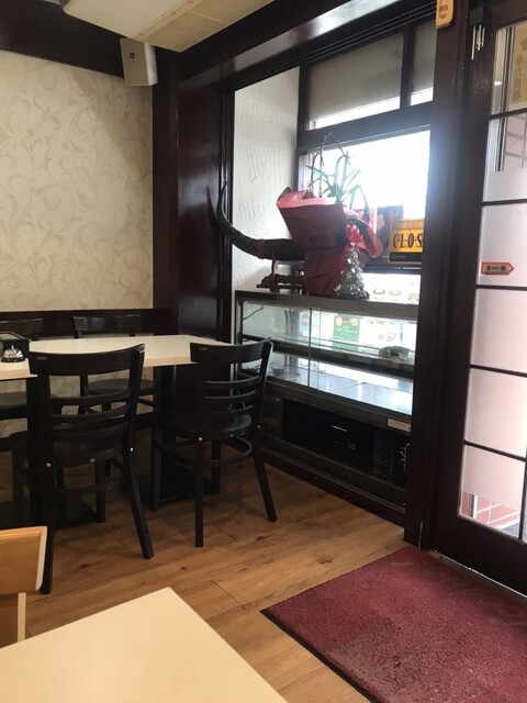 India Nepalese Ten The Mountain HUB photo 5