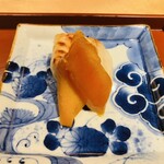 馳走 啐啄一十  - 【写真⑨】炭火焼き鰆(廿日市市大野、7日寝かせ)、自家製唐墨(3年低温寝かせ)