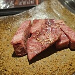 炭焼肉 石田屋。 - 