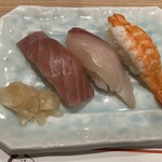 Washoku Nabedokoro Sushi Han - 寿司屋にしては‥