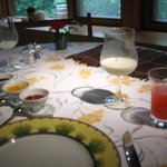 レストラン・マッカリーナ - ﾏｯｶﾘｰﾅ朝食のテーブル