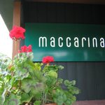 レストラン・マッカリーナ - マッカリーナ宿泊棟の入り口