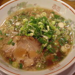 大吉ラーメン - optio A30で撮影。醤油ラーメン(小)。