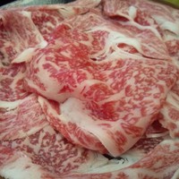 特選近江牛レストラン ティファニー - とっても柔らかくて美味しいしゃぶしゃぶのお肉！1人前がこんなにたくさんあるの？とビックリしました。