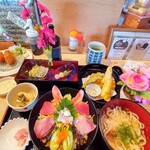 すしレスト大鯛 - 料理写真:蟹ちらし膳（＋200円 小うどん付き）1700円