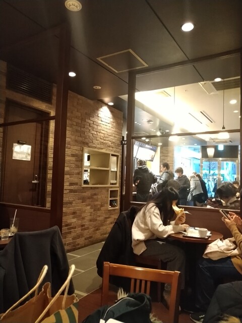 Saint Marc Cafe Pasajio Nishi Arai Ten photo 5