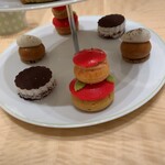 CAFE DIOR by LADUREE - 