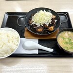 かつや - 料理写真:味噌チキンカツ定食