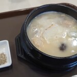 韓国料理Bibim - サムゲタン