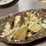 ハチマル蒲鉾 - 