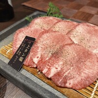 近江牛専門店 万葉 まえだ亭 - 