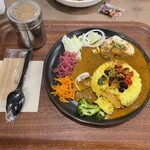 HIGHWAY OUTDOOR PARK 宮島 - 宮島スパイスカレー1320円