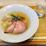 宍道湖しじみ中華蕎麦 琥珀 - 中華蕎麦(塩) ワンタントッピング