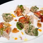 ガストロノミー ジョエル・ロブション - オマール海老とカリフラワーのデュオ ピーナッツのヴィネグレットで