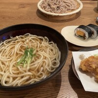 自家製粉石臼挽きうどん 青空blue 本店 - 