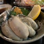 太美飯場屋 - 仙鳳趾産の生牡蠣