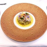 Au petit bonheur - 大分県よりイシダイとアンディーブのサラダ仕立て