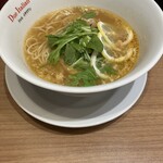 黄金の塩らぁ麺 ドゥエイタリアン - 