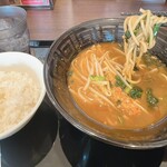 ＣｏＣｏ壱番屋 - 麺リフト
            ごはん