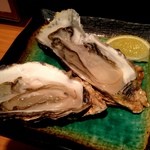 食と和酒の店 暁 - 生牡蠣