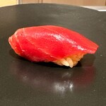 鮨屋 与兵衛 - 青森　大間　赤身漬け　15°C / 30°C