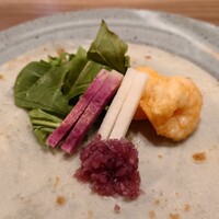 乃木坂 結 - 海老と彩り野菜の春餅