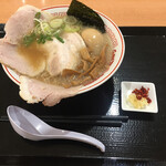 ガンジャ ラーメン - 料理写真:「特製ラーメン」1050円（税込）