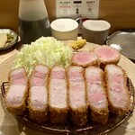 tonkatsu.jp - シュヴェービッシュ・ハル 特上ロースかつ定食
            単品：シュヴェービッシュ・ハル ミニヒレかつ