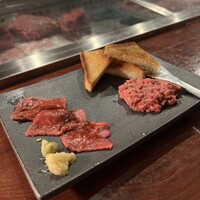 カルネジーオ イースト - 