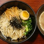 麺屋どとんこつ - つけ麺の麺
