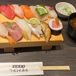 Kaisenzushi Toretore Ichiba - 