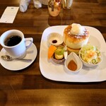 カフェ グランシャリオ - ●ホットコーヒー　450円

●かまやきパンケーキモーニング（2段）＋500円