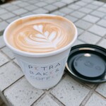 PETRA BAKE&COFFEE - カフェラテ
