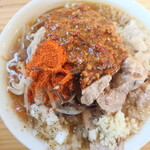 にかいや - ぶた入りオロチョンラーメン＋トッピング全部