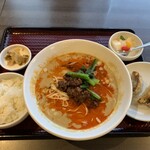 中華園 - 坦々麺、餃子セット